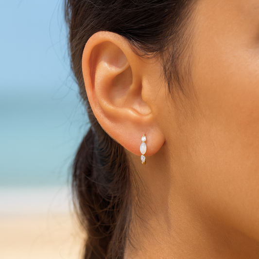 Opal Shine Huggie Earrings – 18 kt Gold-Plated Sterling Silver