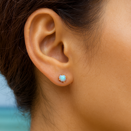 Opal Glow Stud Earrings – 18 kt Gold-Plated Sterling Silver