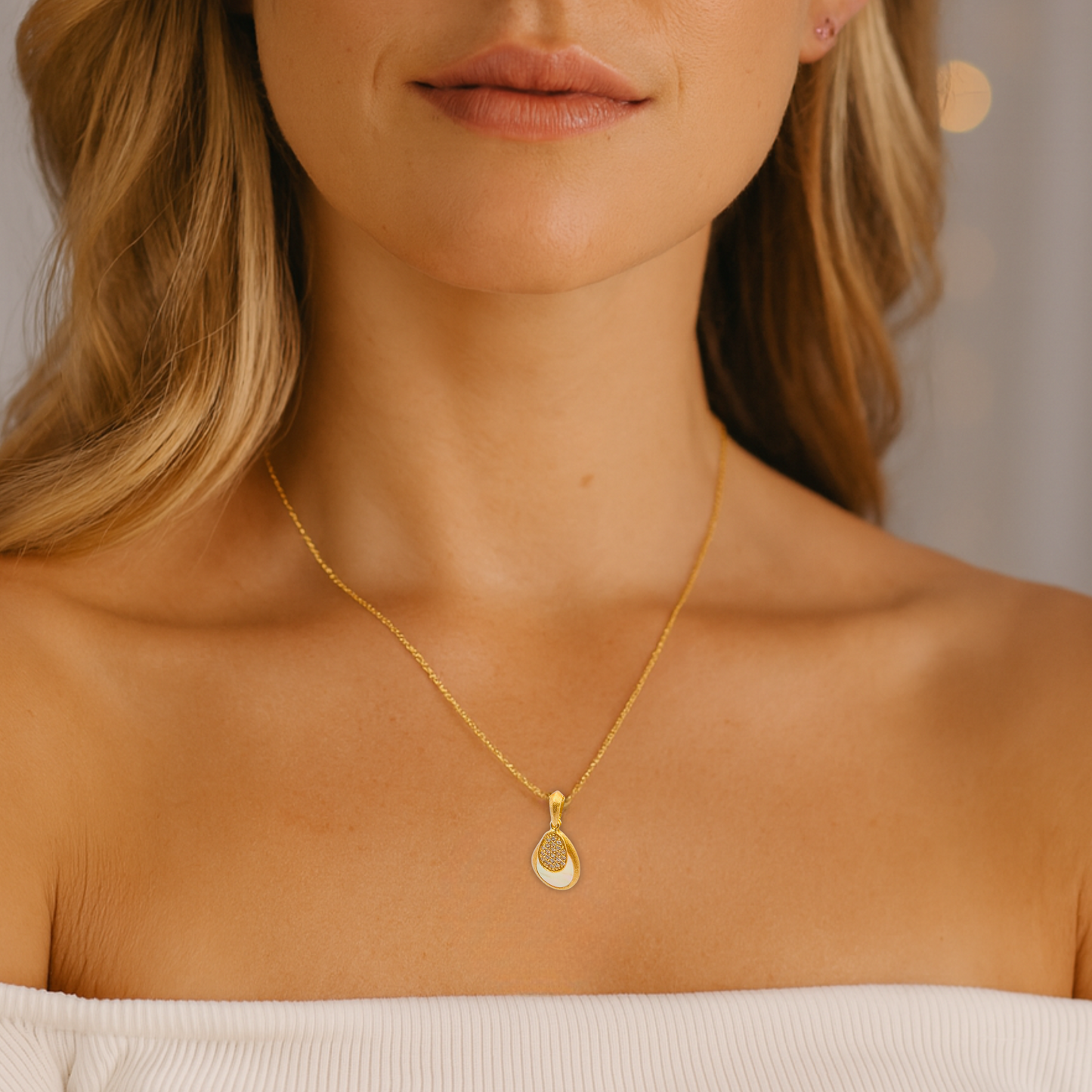 Nova Necklace